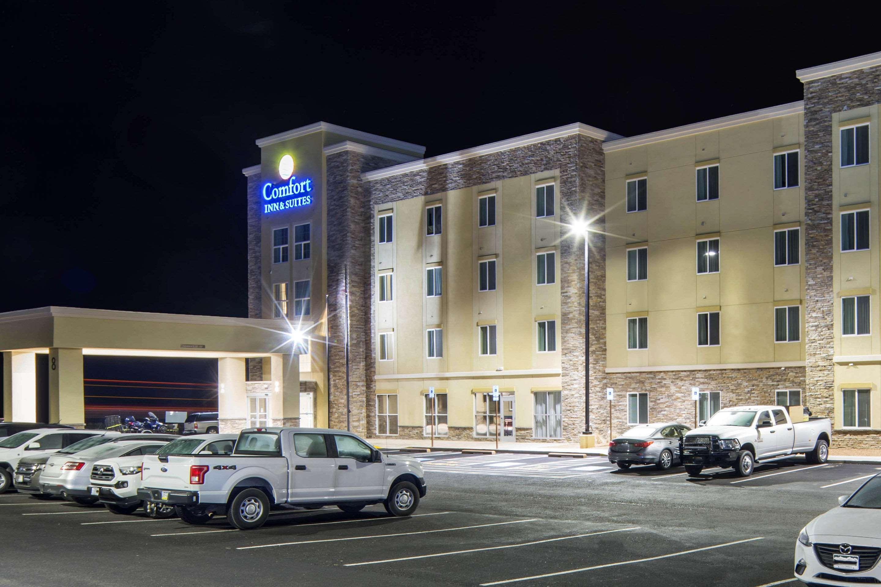 Comfort Inn & Suites Edgewood Bagian luar foto